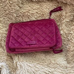 pink and red quilted Vera Bradly X Fabfit fun compact organizer